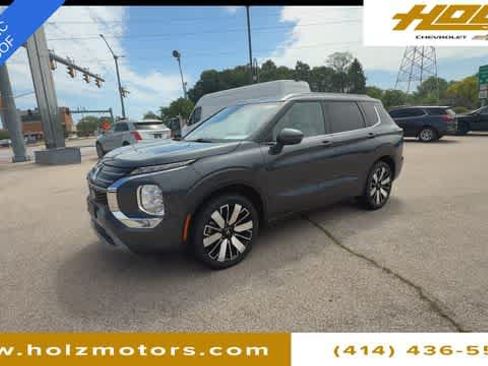 Used 2025 Mitsubishi Outlander SEL AWD/4WD image 4