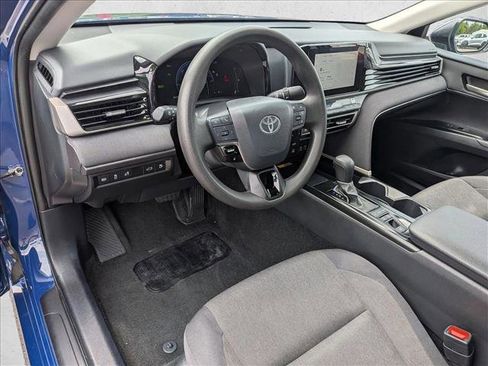 Used 2025 Toyota Camry LE FWD image 10