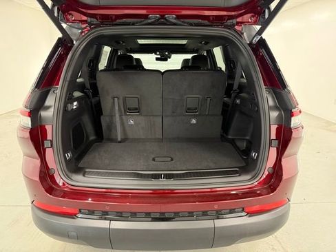 New 2025 Jeep Grand Cherokee L Limited w/ Luxury Tech Group II image 8