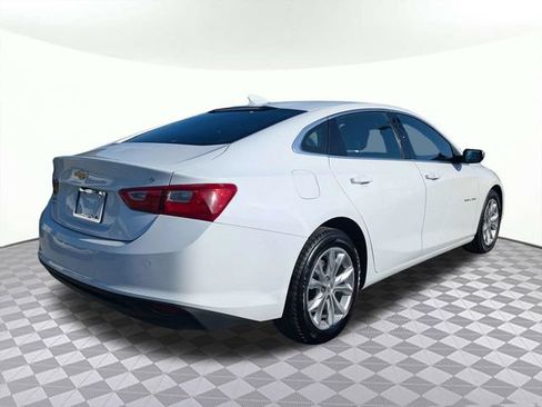 Used 2024 Chevrolet Malibu LT FWD image 3
