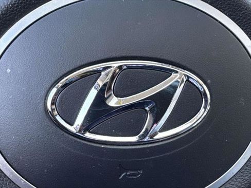 Used 2023 Hyundai Tucson SEL w/ Convenience Package AWD/4WD image 32