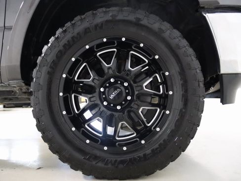 Used 2019 RAM 1500 Laramie image 73