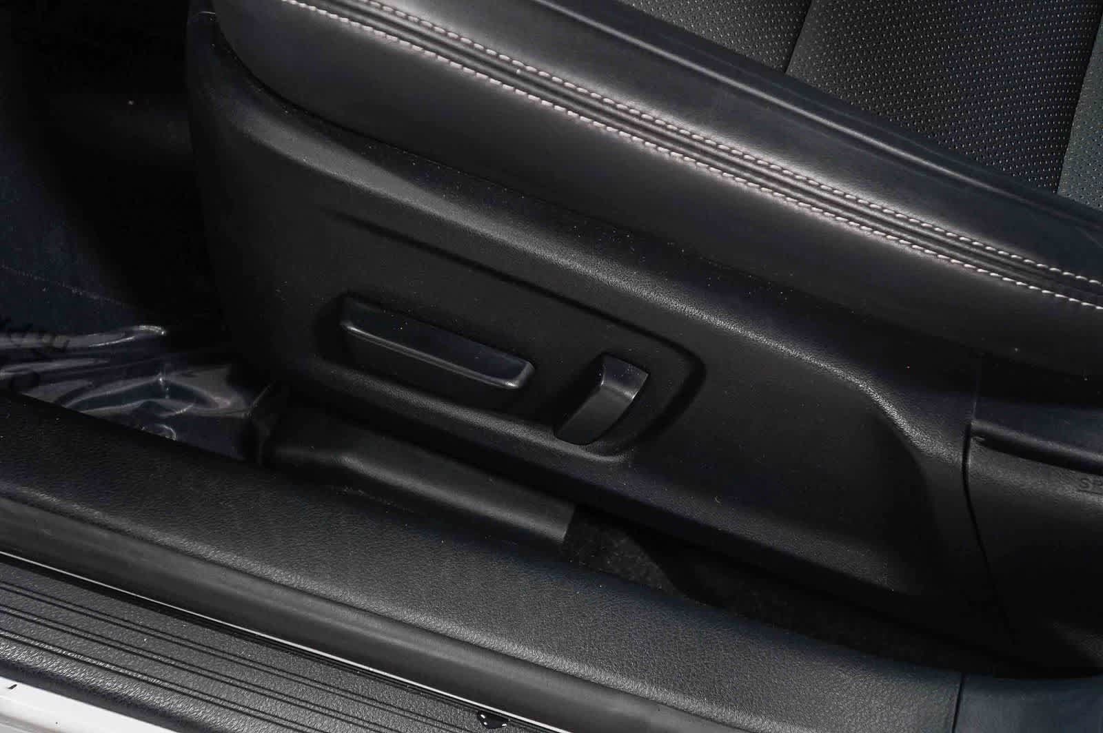 Used 2024 Lexus IS 300 F Sport RWD image 23