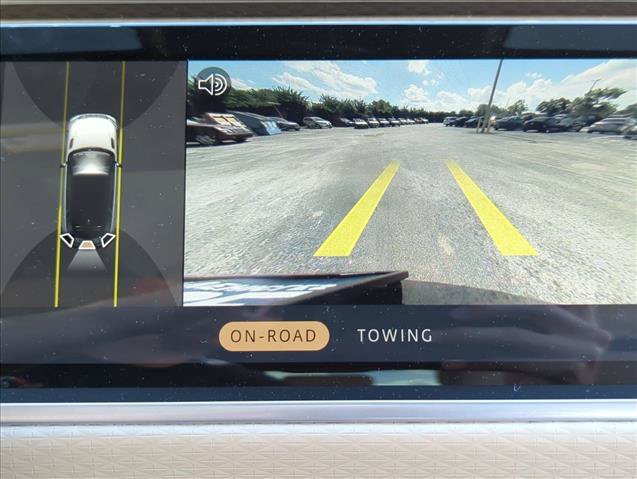 Used 2023 Land Rover Range Rover Velar R-Dynamic S AWD/4WD image 14