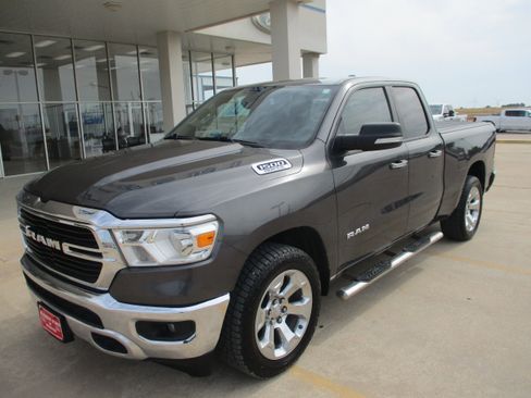 Used 2020 RAM 1500 Lone Star RWD image 2