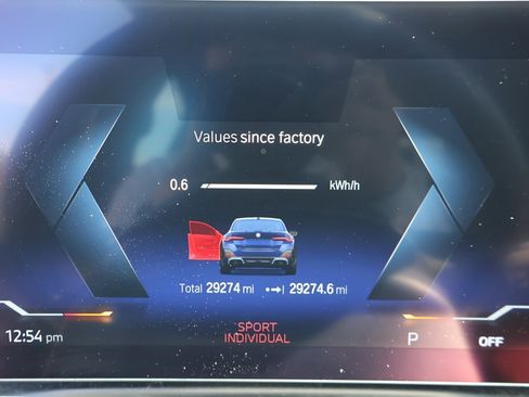 Used 2023 BMW i4 eDrive40 w/ M Sport Package image 46