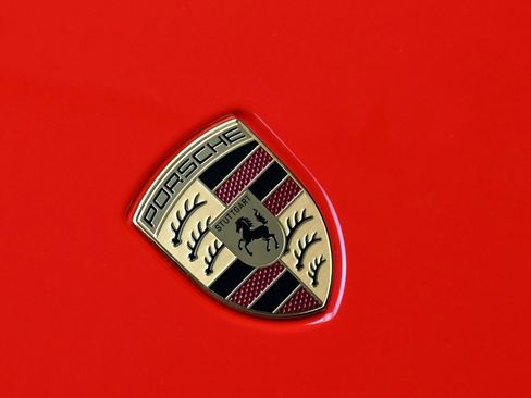 Used 2025 Porsche 911 Carrera image 40