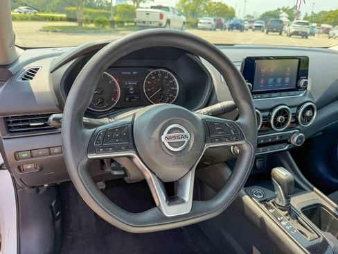 Used 2023 Nissan Sentra S FWD image 11