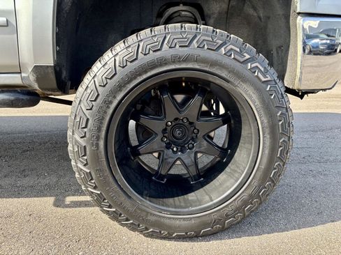 Used 2015 Chevrolet Silverado 1500 LT AWD/4WD image 14