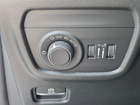 New 2026 Jeep Grand Cherokee L 4WD image 17