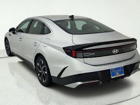 Used 2025 Hyundai Sonata SEL FWD image 5