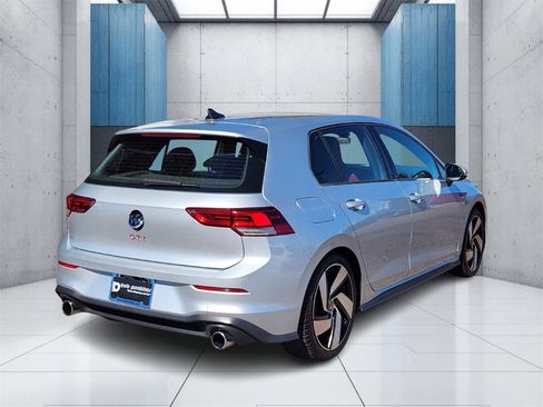 Used 2022 Volkswagen GTI SE image 29