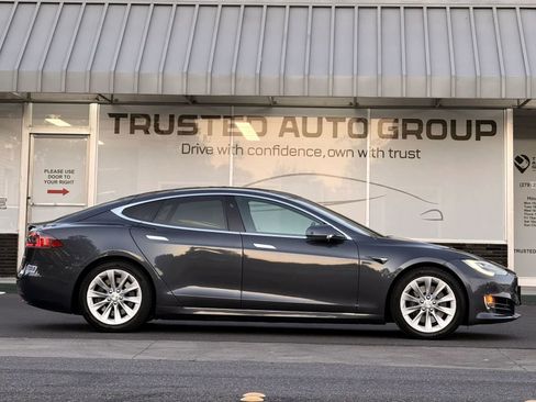 Used 2019 Tesla Model S Long Range AWD/4WD image 5