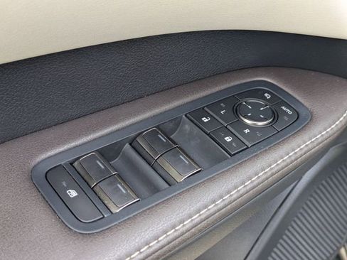 Used 2024 Lexus RX 350 FWD w/ Technology Package image 10