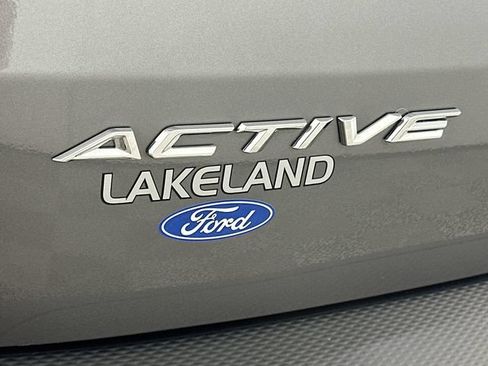Used 2024 Ford Escape Active AWD/4WD image 28
