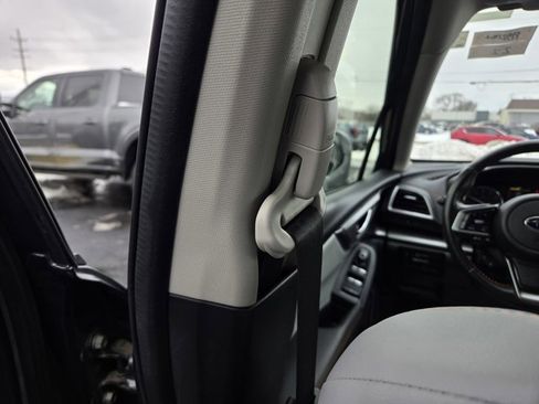 Used 2022 Subaru Crosstrek 2.5i Limited w/ Popular Package #3 image 34