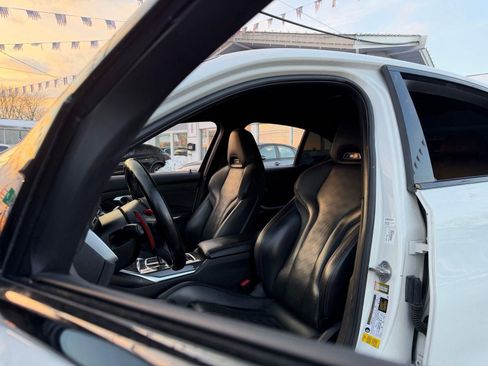 Used 2022 BMW M3 Competition w/ M Carbon Exterior Package RWD image 24