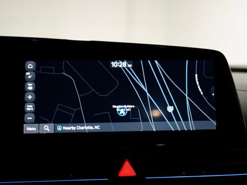 Used 2025 Hyundai Elantra SEL image 4