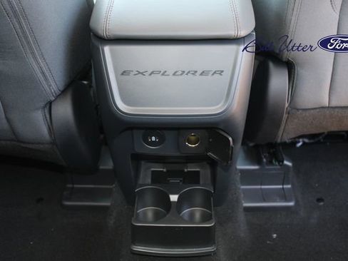 New 2026 Ford Explorer Active AWD/4WD image 10
