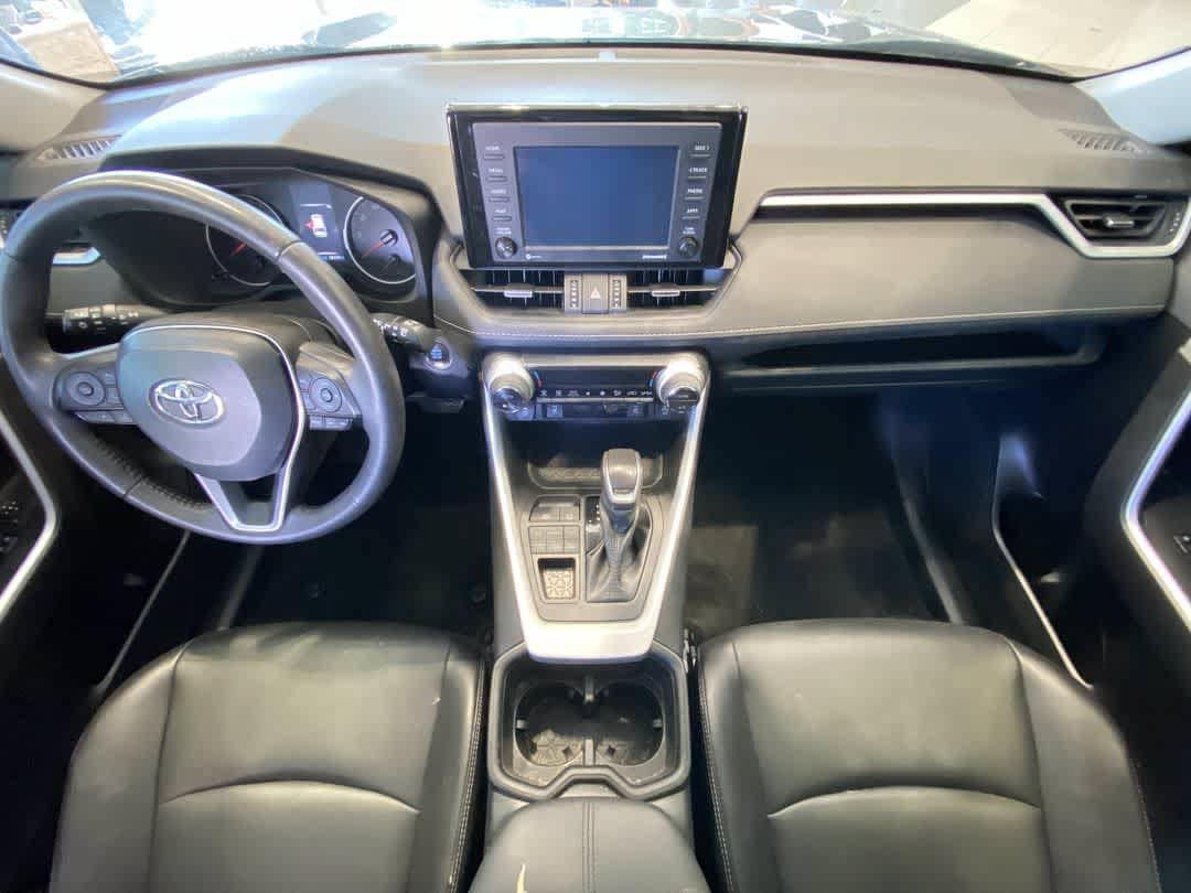 Certified 2022 Toyota RAV4 XLE Premium AWD/4WD image 23