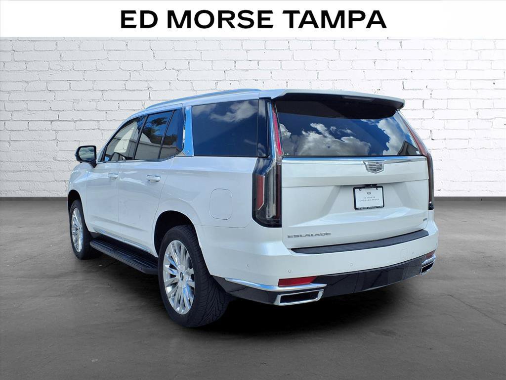 Used 2022 Cadillac Escalade Premium Luxury RWD image 3