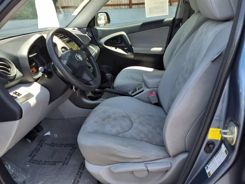 Used 2011 Toyota RAV4 2WD w/ Base L4 Extra Value Pkg image 15