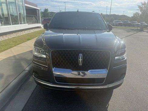 Used 2024 Lincoln Navigator Black Label AWD/4WD image 3