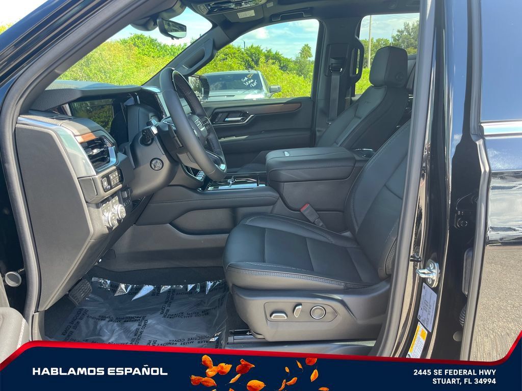 New 2026 GMC Yukon Denali w/ Denali Reserve Package AWD/4WD image 12
