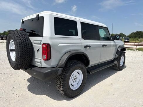 New 2026 Ford Bronco Heritage Edition AWD/4WD image 4