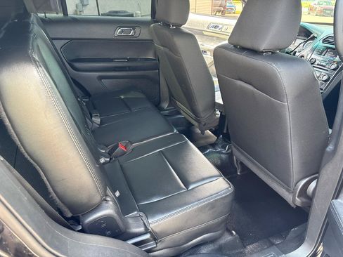 Used 2016 Ford Explorer 4WD Police Interceptor w/ 2-tone Vinyl Package #1 image 22