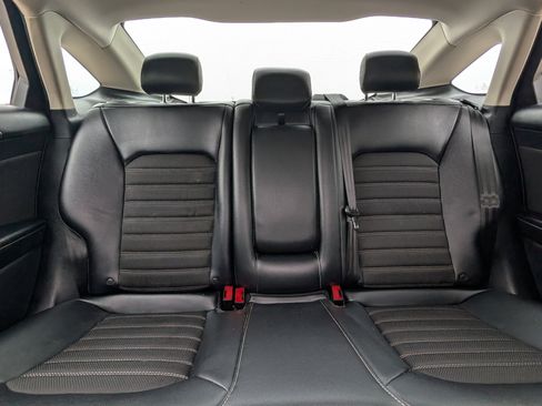 Used 2017 Ford Fusion SE w/ Equipment Group 201A image 25