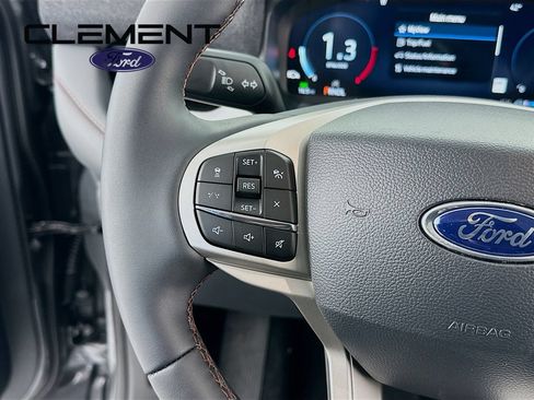 New 2026 Ford Explorer Active AWD/4WD image 15