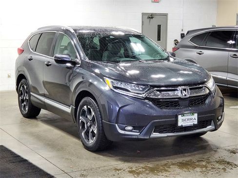 Used 2018 Honda CR-V Touring image 3