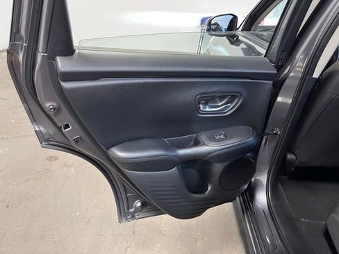Used 2023 Honda HR-V LX image 19