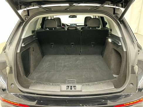 Used 2022 Lincoln Corsair Standard w/ Equipment Group 101A image 22