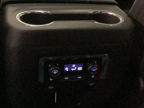 New 2026 Chevrolet Suburban Premier image 15