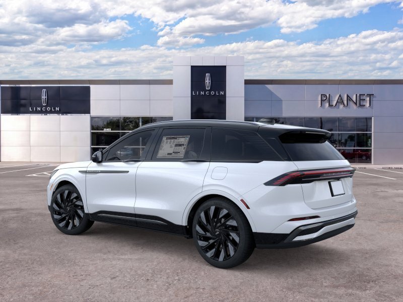 New 2026 Lincoln Nautilus Reserve AWD/4WD image 4