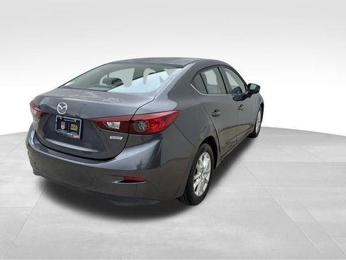 Used 2016 MAZDA MAZDA3 i Sport w/ Preferred Equipment Package image 4