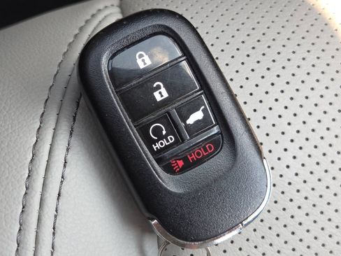 Certified 2024 Honda HR-V EX-L image 39