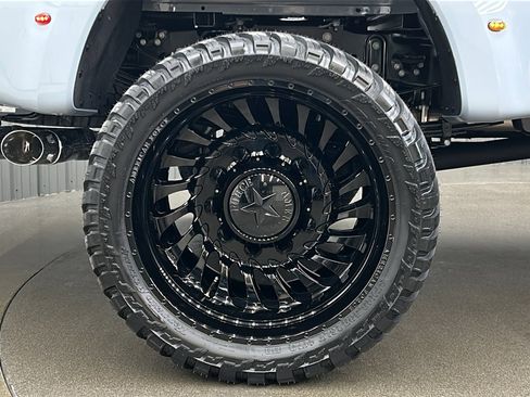 Used 2026 Ford F450 Platinum w/ Platinum Plus Package image 11