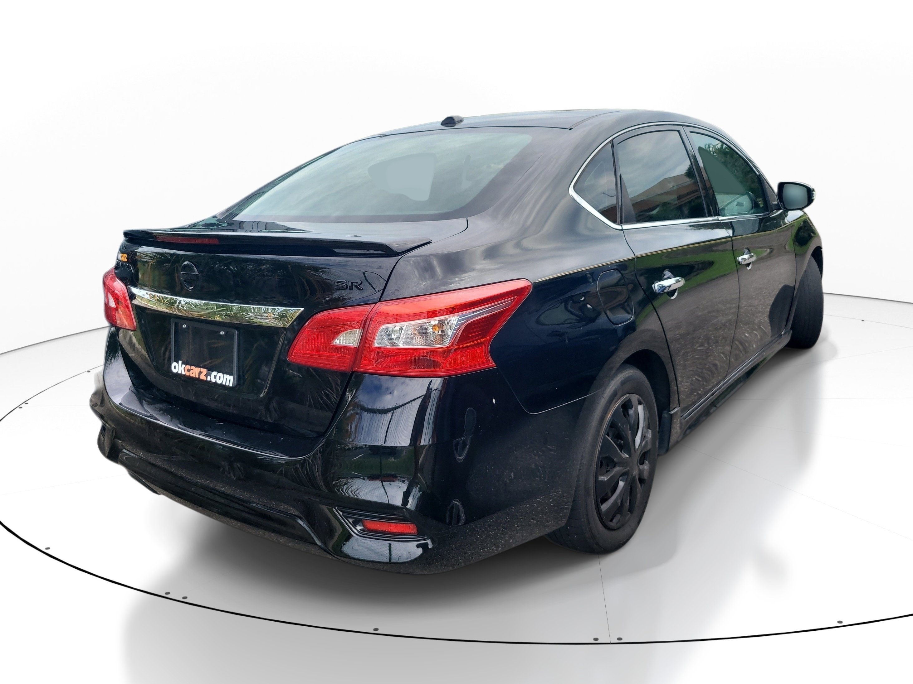 Used 2018 Nissan Sentra SR FWD image 4