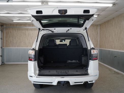 Used 2022 Toyota 4Runner Limited RWD image 40