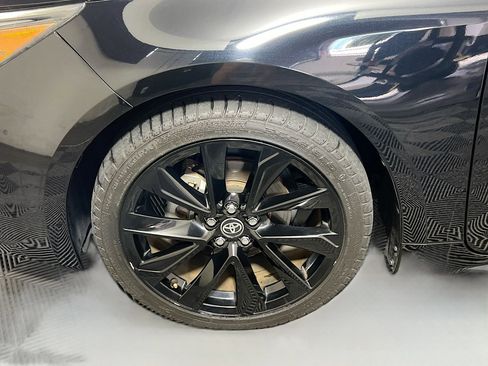 Used 2021 Toyota Corolla SE image 13