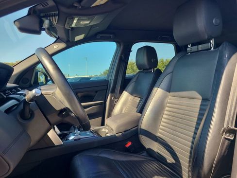 Used 2021 Land Rover Discovery Sport S image 28