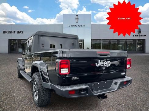 Used 2021 Jeep Gladiator Overland w/ Cold Weather Group image 5