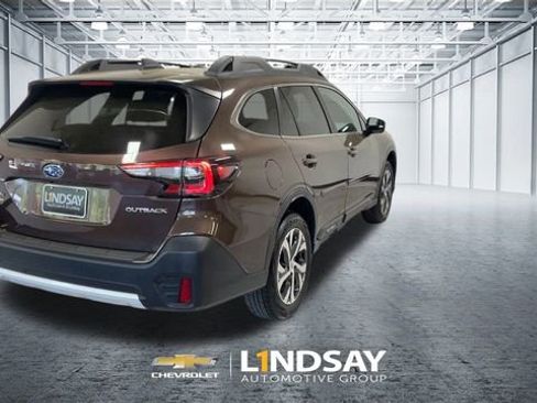 Used 2022 Subaru Outback Limited image 9
