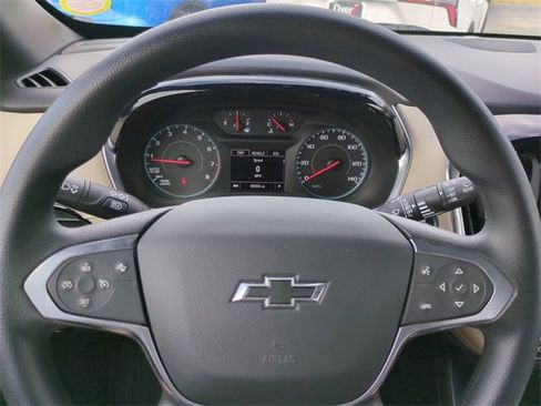 Used 2022 Chevrolet Traverse LS w/ Midnight/Sport Edition image 31