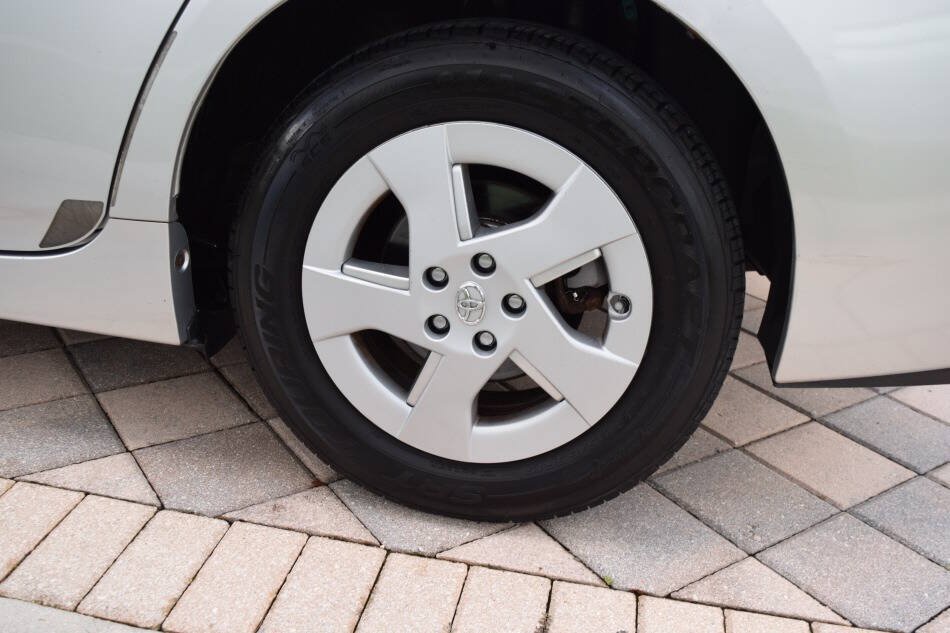 Used 2010 Toyota Prius Two w/ Preferred Accessory Pkg FWD image 82