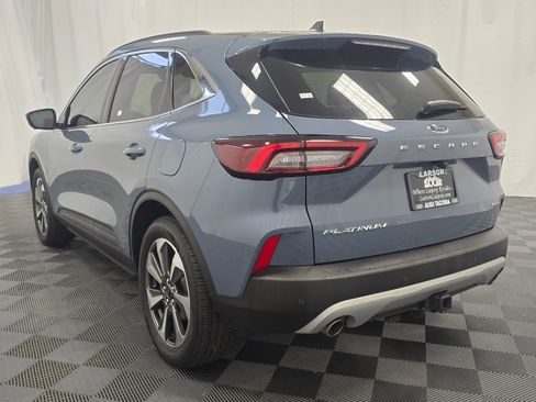 Used 2025 Ford Escape Platinum w/ Premium Technology Package image 4