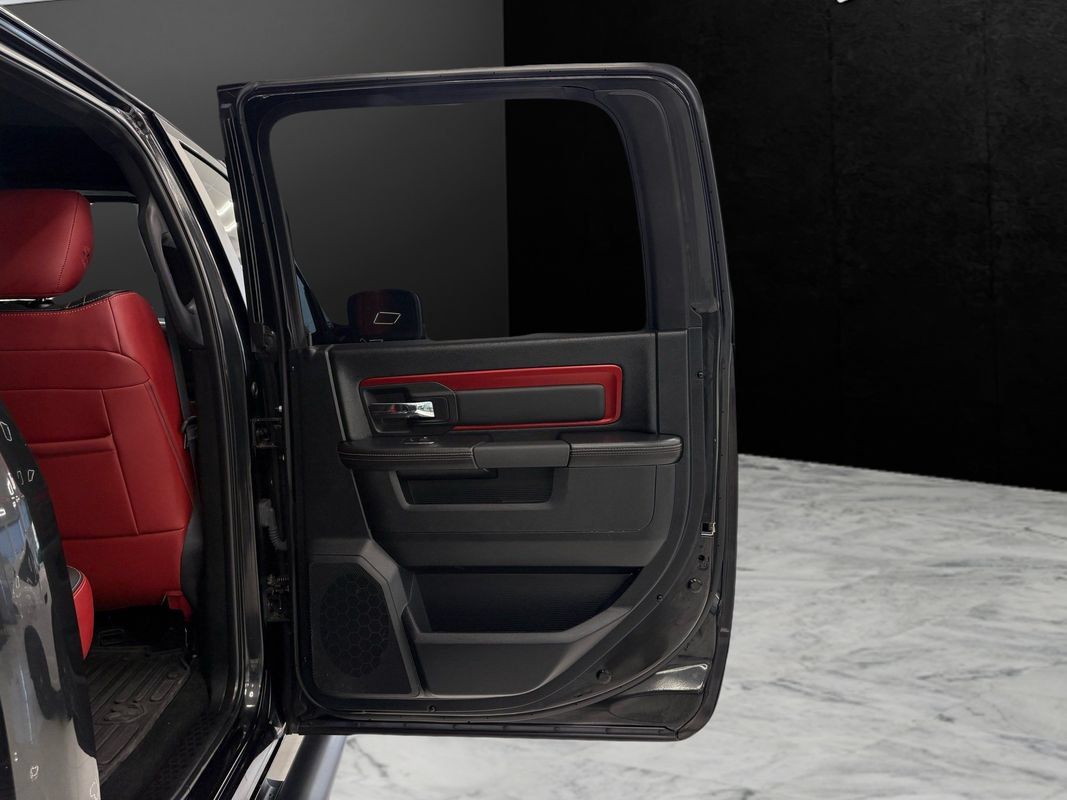Used 2017 RAM 1500 Rebel AWD/4WD image 35